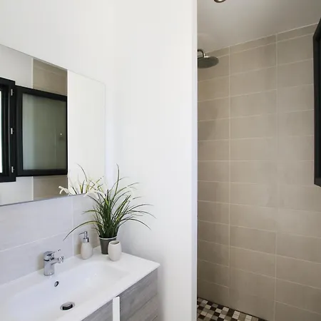 La Du Bagnas マルセイヤン